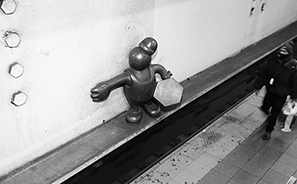 Subway Token Figures : Art : Subway : New York : Tom Otterness : Personal Photo Projects : Photos : Richard Moore : Photographer